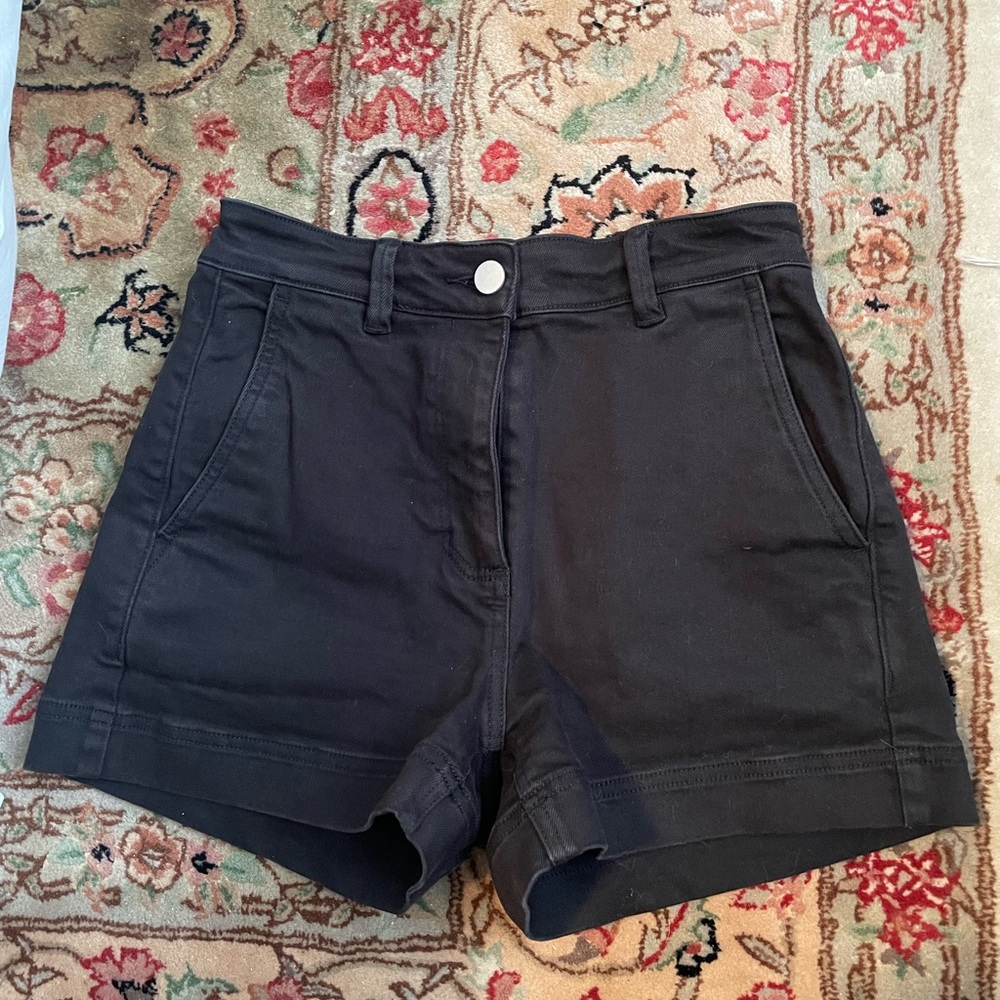 Everlane Cotton Twill Shorts — Black